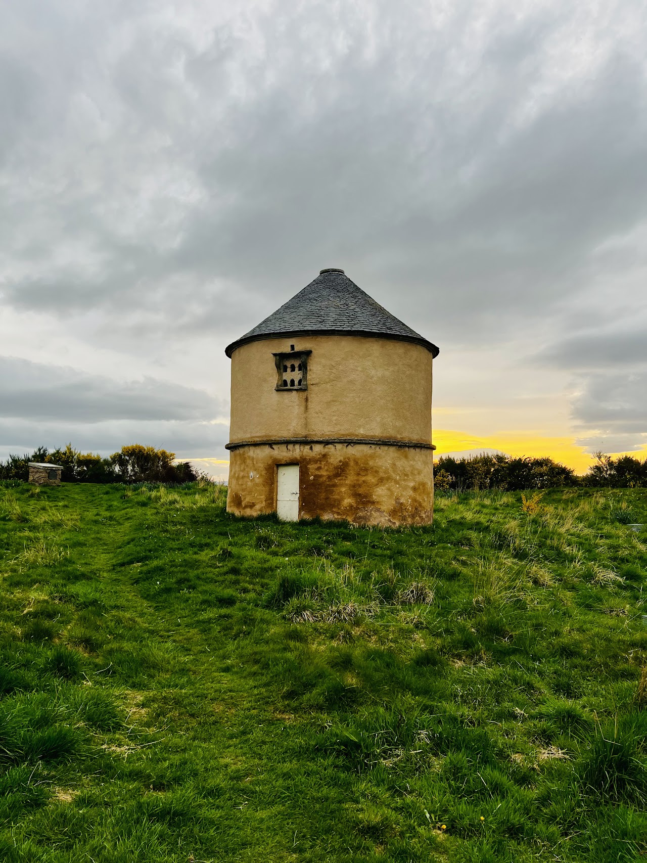 Boath Doocot