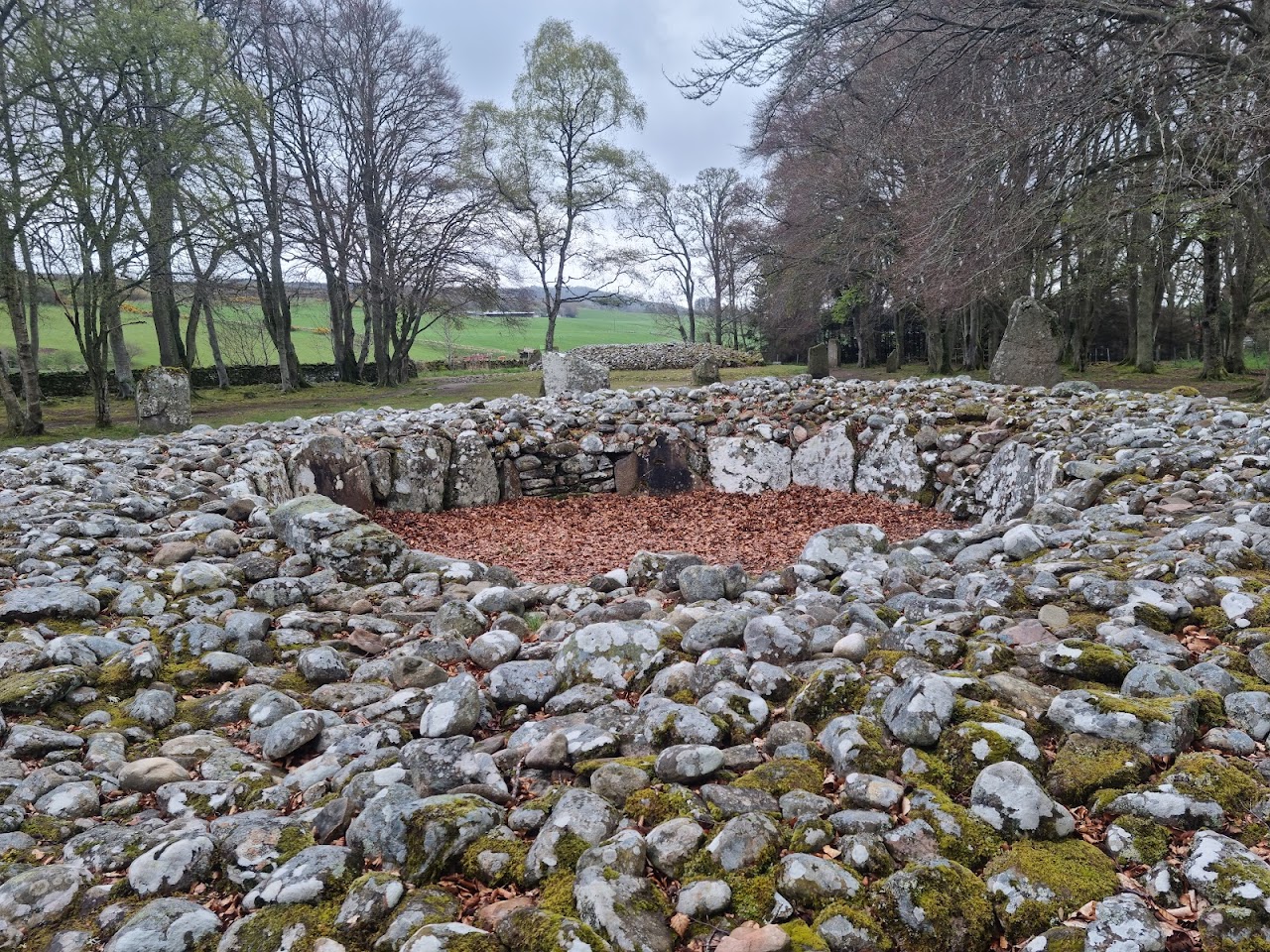 Clava Cairns