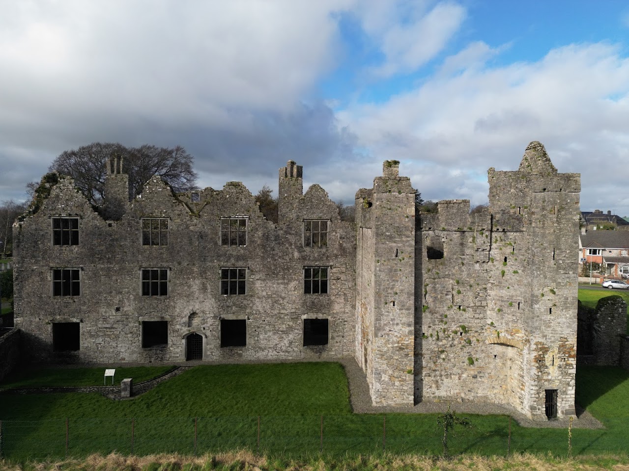 Navan Castle