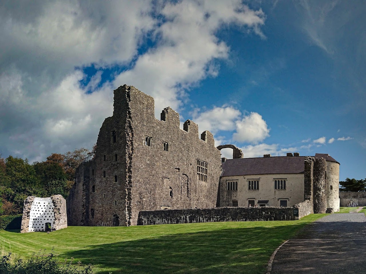 Oxwich Castle