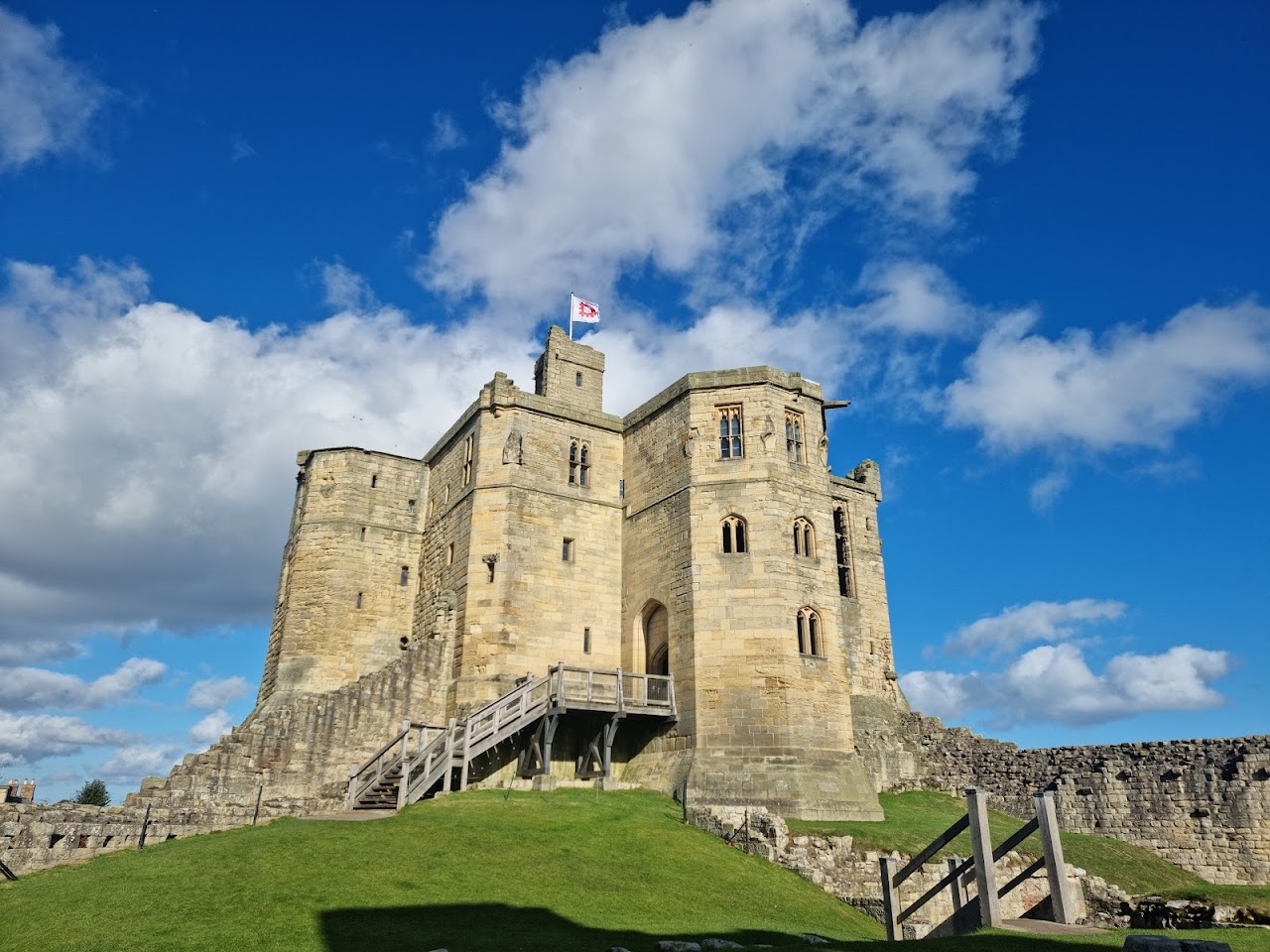 Warkworth Castle (Coquet)